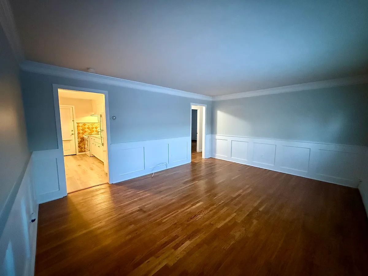 Building Photo - 204 Cherry Hill Dr #1B