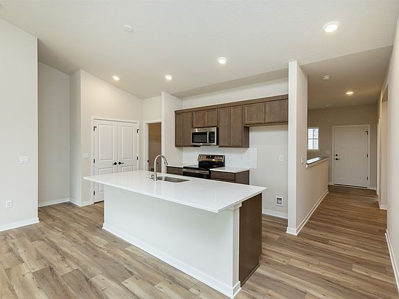 3rd image of 9914 Watermeadow Cir