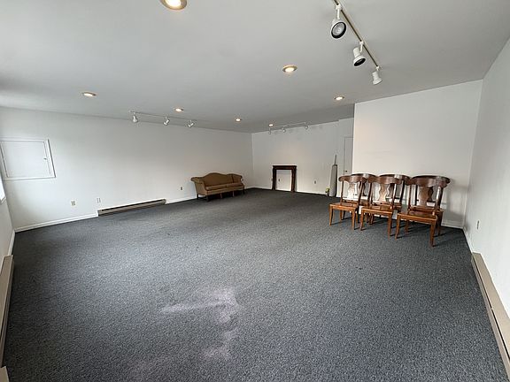 3rd image of 15927 State Rd #407