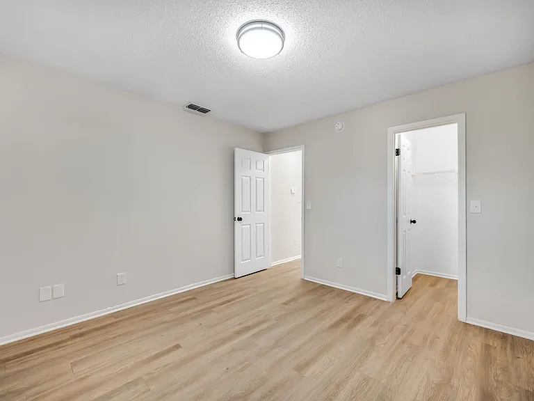 13060 Leverington St — Photo 18