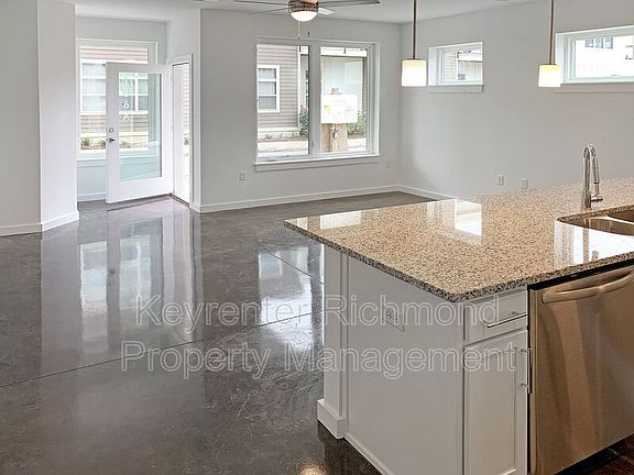 4th image of 106 W 12th St Unit A