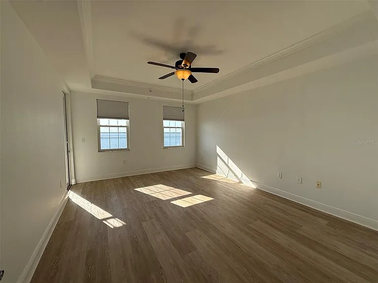 5116 Melbourne St #B-204 — Photo 16