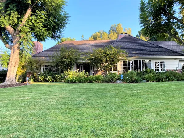 15652 Woodvale Rd, Encino, CA 91436