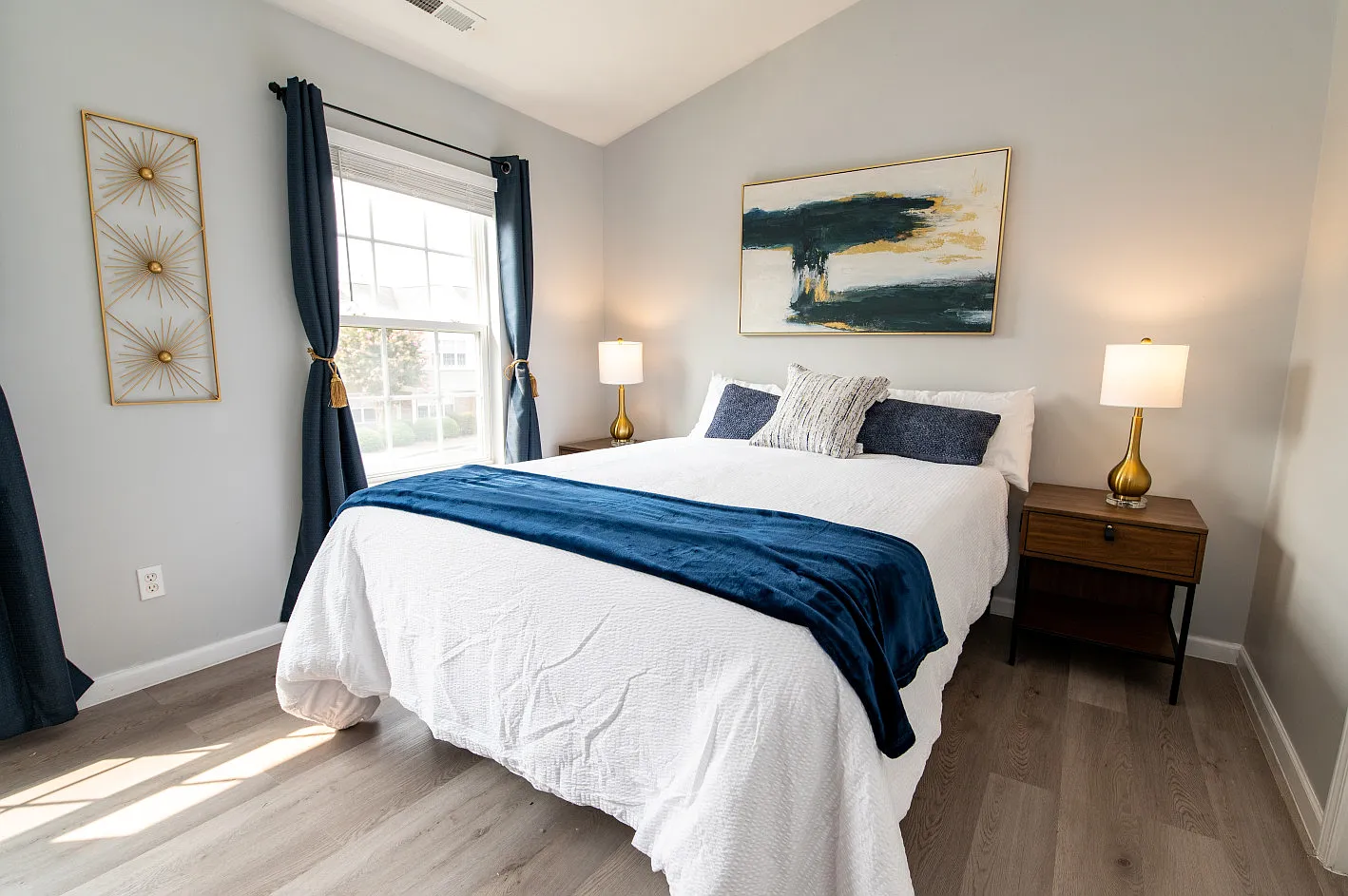 2 bed, $2,750 — Photo 4