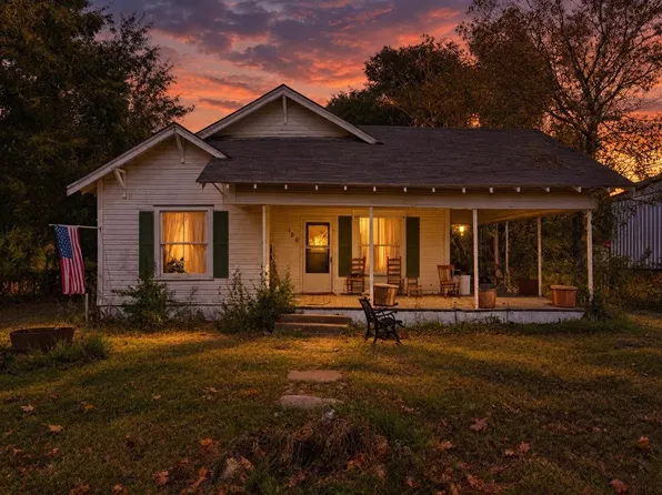 126 W Forest St, Hawkins, TX 75765