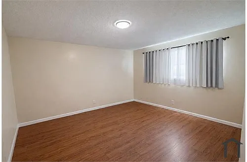 2715 S Cloverdale Ave #4 Photo 1 2715 S Cloverdale Ave #4 Photo 1