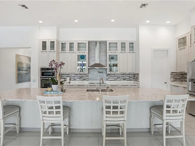 14831 Dockside Ln — Photo 12