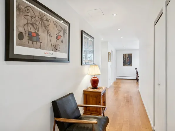 1919 Madison Avenue 604 image 2 of 12