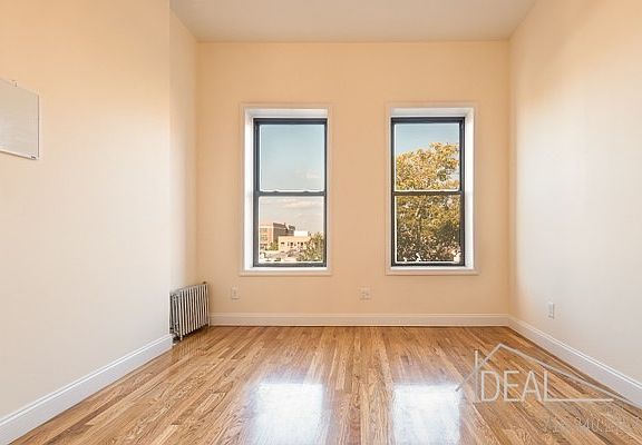 2nd image of 344 21st St APT 4R