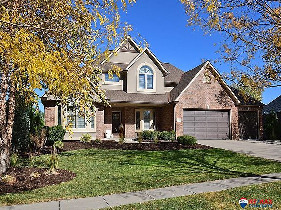 2nd image of 9400 Thornwood Dr