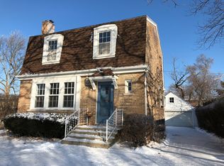 114 Northgate Rd, Riverside, IL 60546