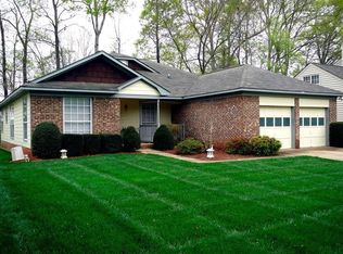 10643 Fairway Ridge Rd, Charlotte, NC 28277