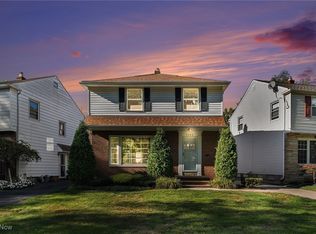 2396 Traymore Rd, University Heights, OH 44118