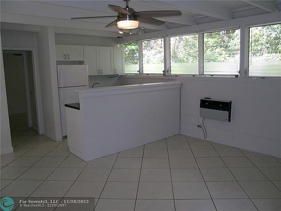 3rd image of 836 NE 16th Ave