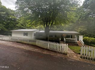 11510 Dogwood Ln, Pound, VA 24279