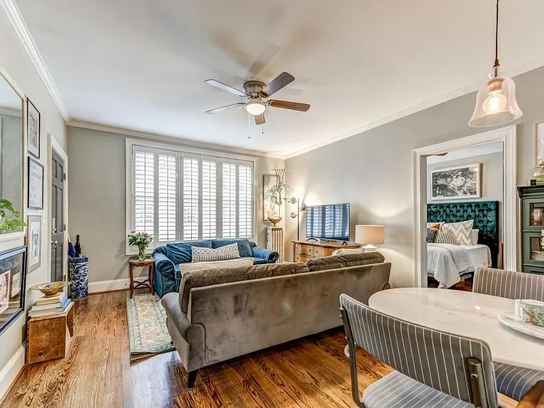 28 Collier Rd NW #11 — Photo 1