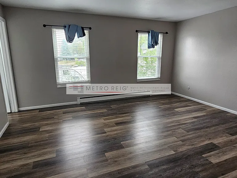 890 Lilac St — Photo 12