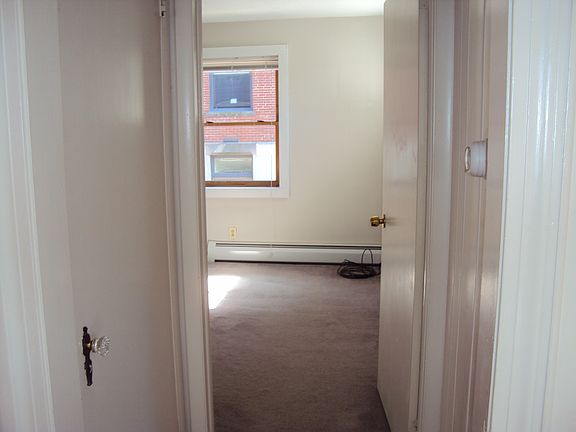 5th image of 18 Brook St APT 5