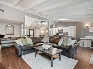 19836 Hamlin St, Woodland Hills, CA 91367