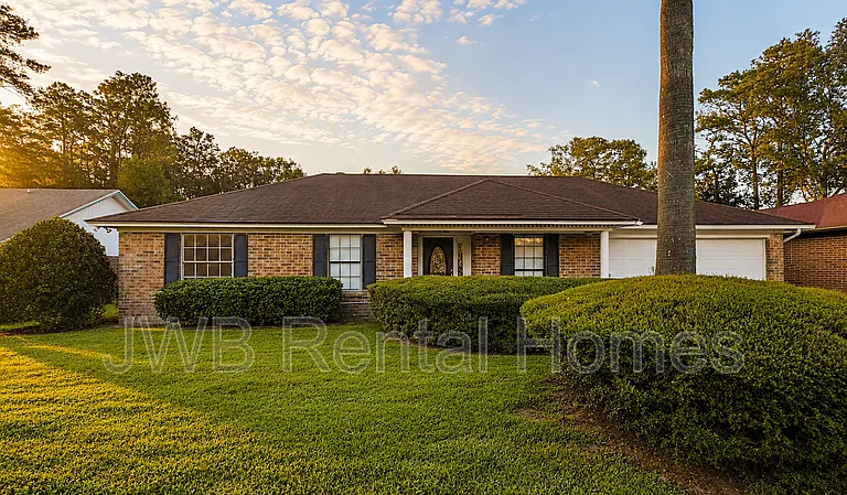 11628 Harts Rd — Photo 1