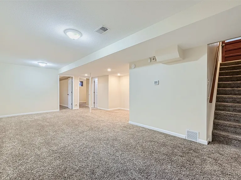 11256 Franklin St — Photo 5