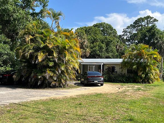 4th image of 203 E Easy Street