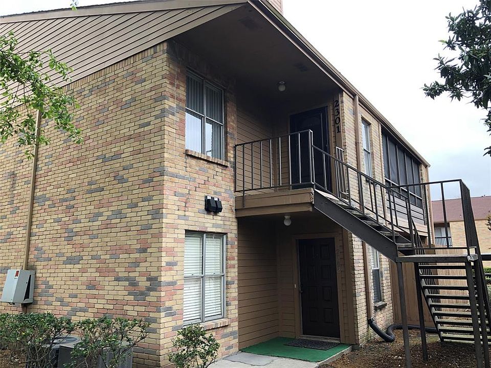 1st image of 10555 Turtlewood Ct Unit 2301