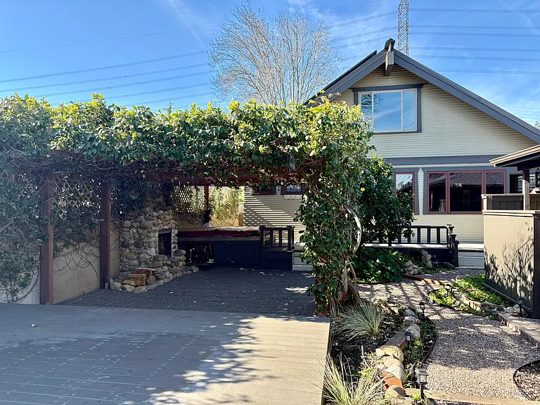 3306 Gibson Pl — Photo 36