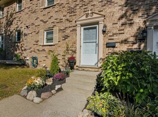 175 Cedar St #39, Cambridge, ON N1S 4X9
