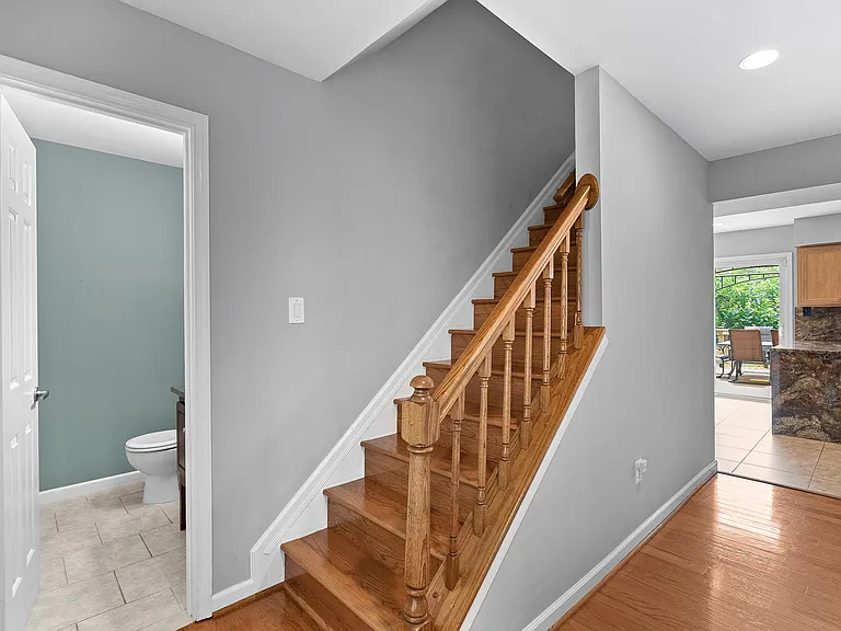 12545 Browns Ferry Rd — Photo 3