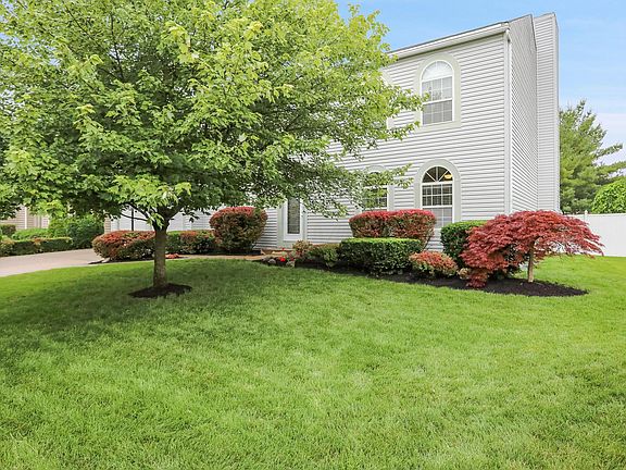 2nd image of 239 Sterling Glen Dr