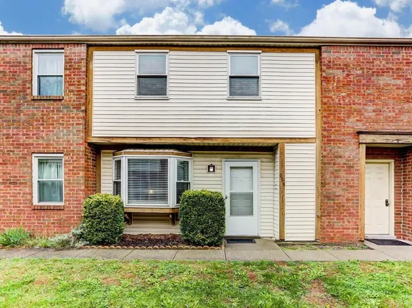 255 Cross Wind Dr, Westerville, OH 43081