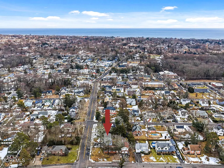 416 Roosevelt Ave — Photo 42