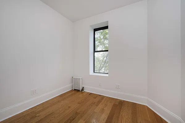 Rented by Bold New York | media 7