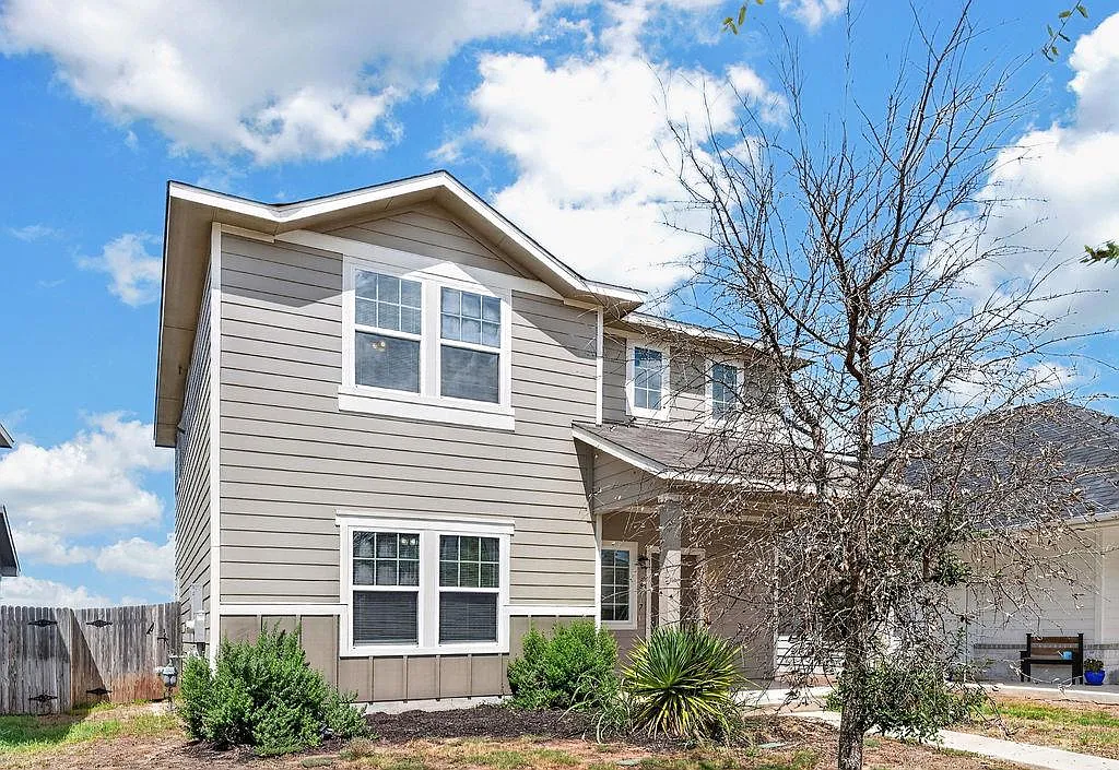 3 bed, 2.5 bath, 1800 sqft, $1,985 — Photo 4