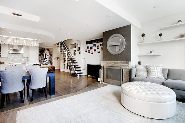 Sold by Prevu Real Estate, LLC | media 17