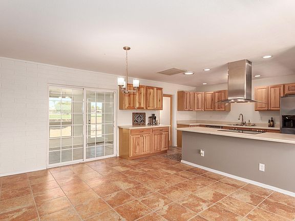 3rd image of 11666 N Desert Hills Dr W