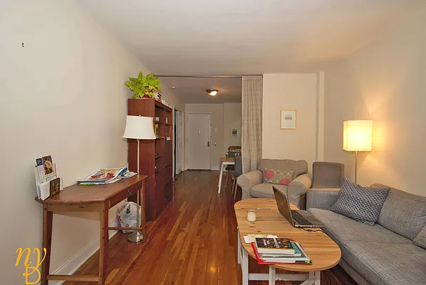 Rented by New York Dwellings LLC | media 14