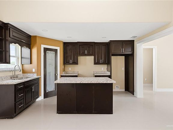 5th image of 3812 Cenizo St