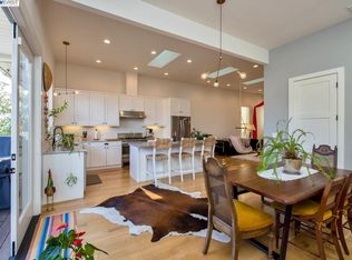 1111 Magnolia St, Oakland, CA 94607