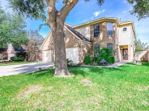 718 New Pines Drive, Spring, TX 77373