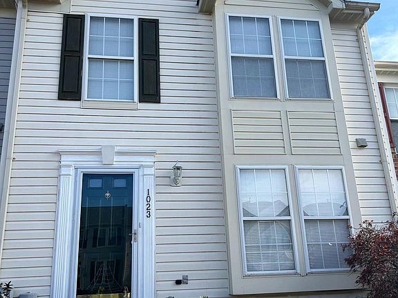 3rd image of 1023 Jeanett Way