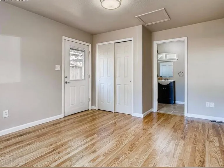 311 Redwood Dr — Photo 6