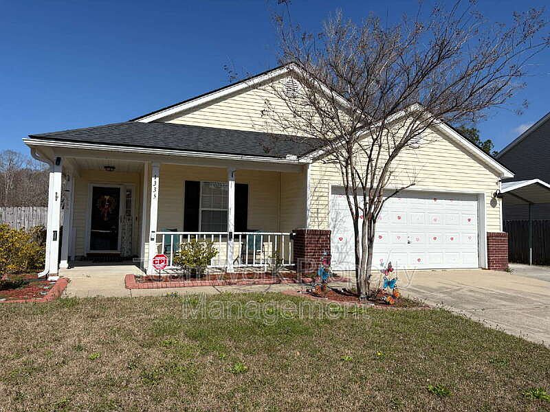 1st image of 1335 Pinyon Pine Dr