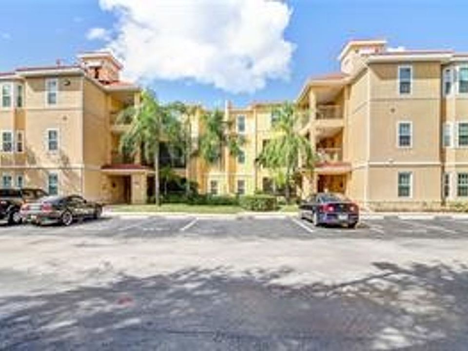 1st image of 23560 Walden Center Dr APT 202
