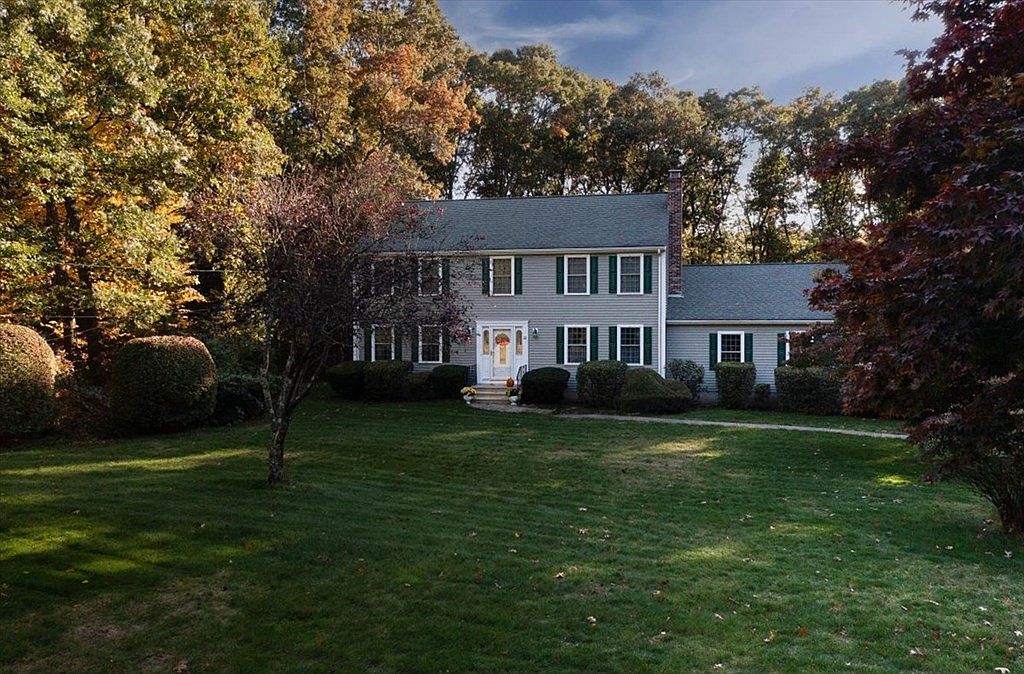 22 Hilltop Dr, Bellingham, MA 02019 Zillow