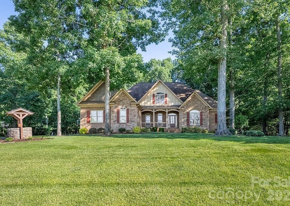 1st image of 8325 Curico Ln