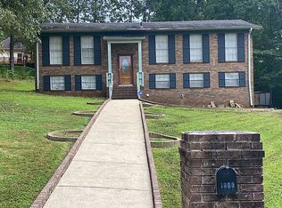 1809 Mohawk Dr, Alabaster, AL 35007