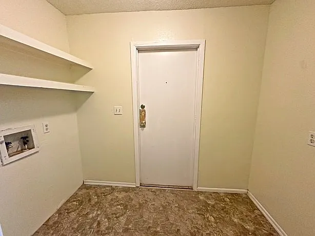 8707 Glen Blf — Photo 17
