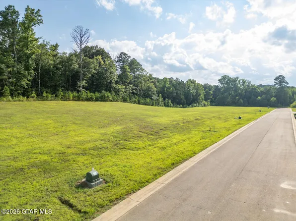 115 Huxley, Starkville, MS 39759